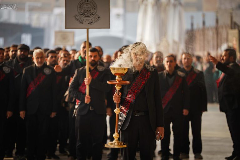 Servants Imam al-Hadi Shrine