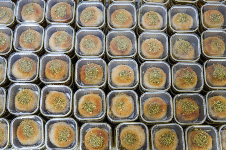 Distribution Sweet Packs