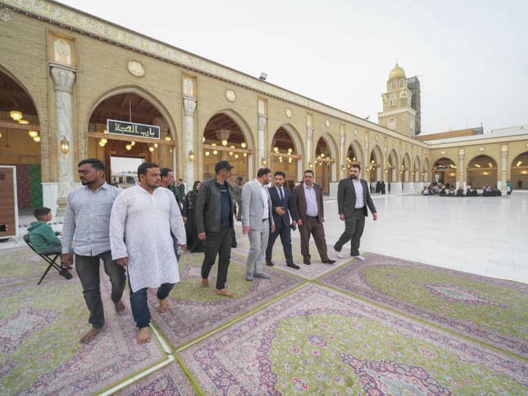 Alawi Shrine Hosts Delegation from India
